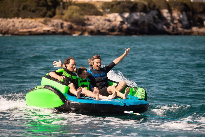 Aqua Jet Pornichet vous propose de faire de la bouée dans la baie de La Baule !